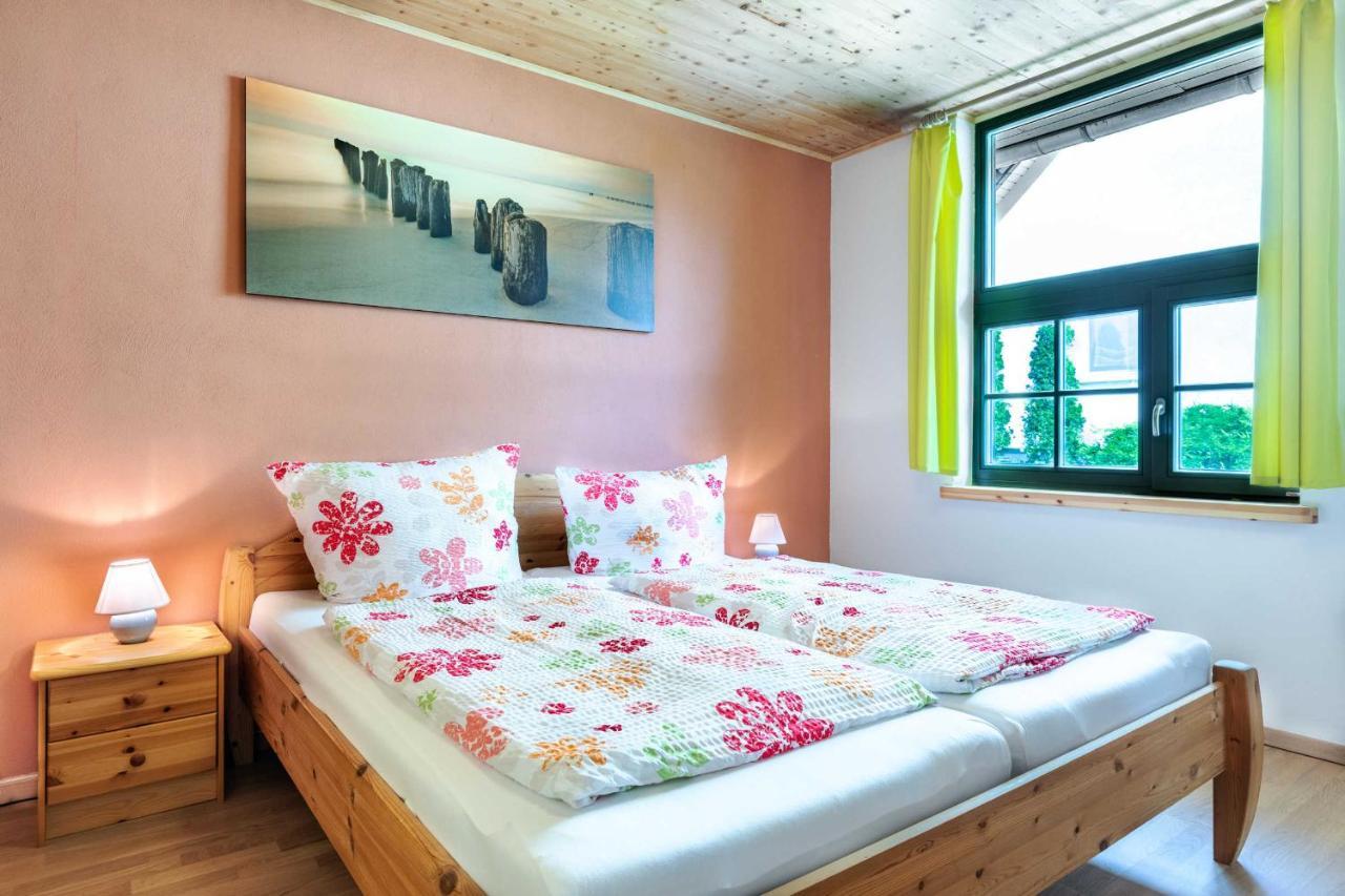 Ferienhaus Sonne Mond Und Sterne B Steffenshagen Екстер'єр фото